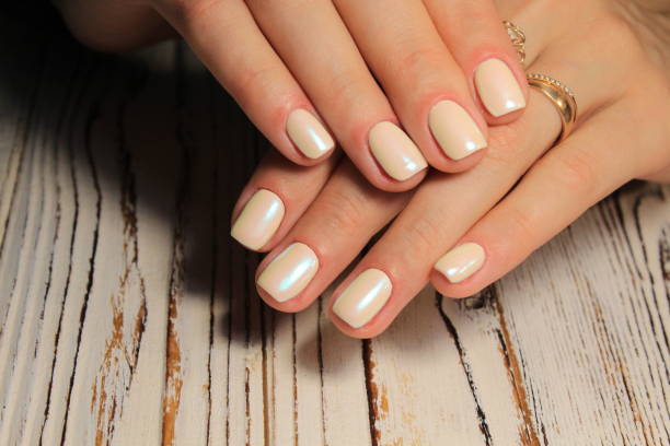 nude nail color